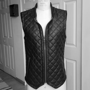 Layering vest